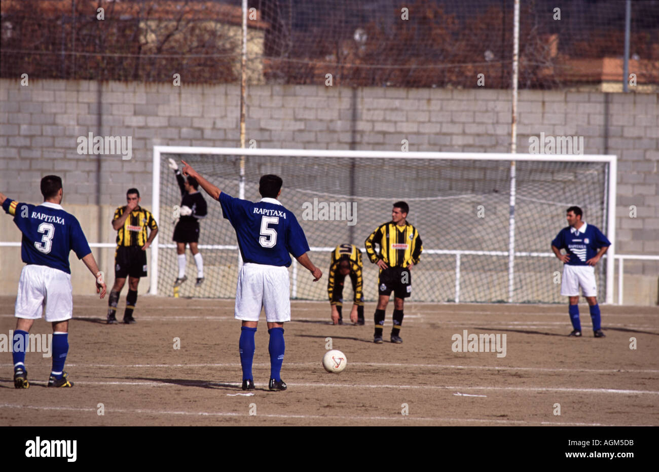 Calcio Amatoriale corrispondono, Barcellona Spagna Foto Stock