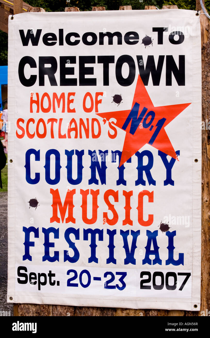 Creetown Festival della Musica Country poster pubblicitari caso Galloway Scotland Regno Unito Foto Stock