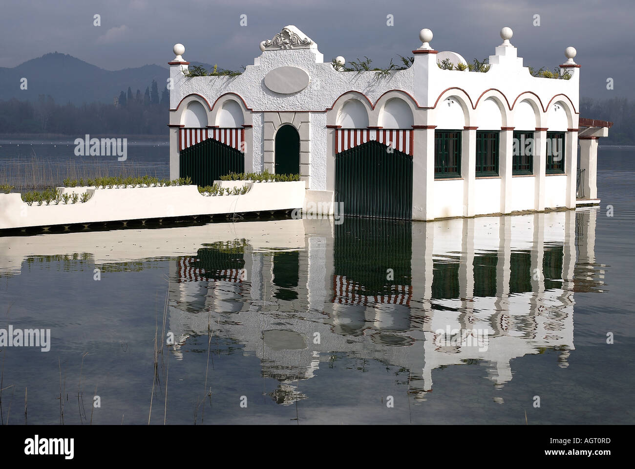 Il lago di Banyoles IN EL PLA DE L'Estany provincia di Girona Catalunya Catalonia Spagna Foto Stock