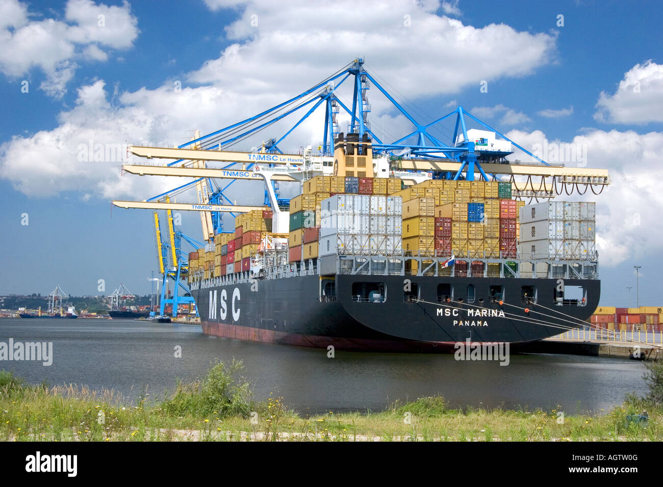 Contenitore nave ormeggiata a Le Havre nel ministero della Senna Marittima Normandia Francia Foto Stock
