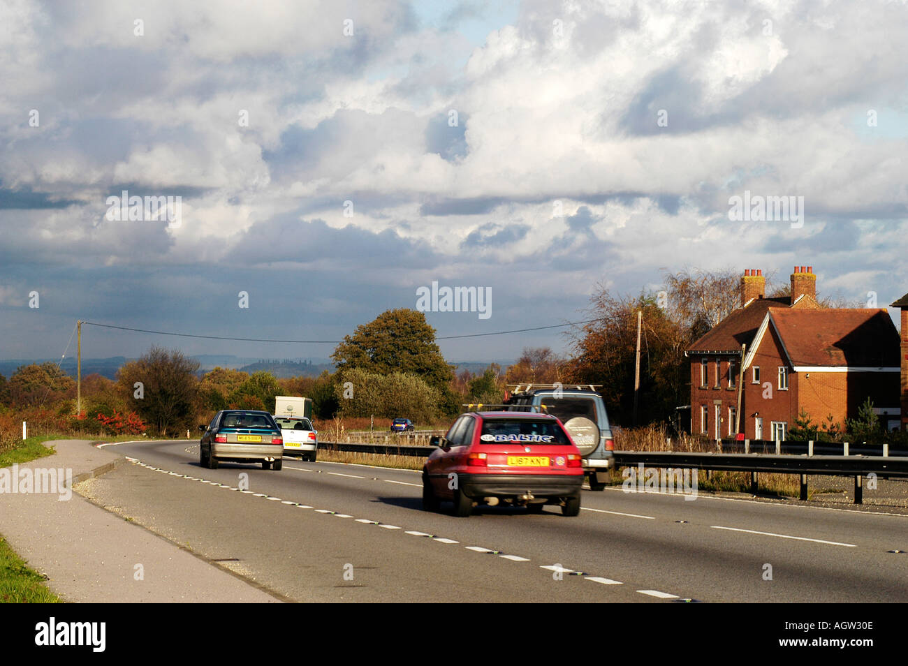 La strada a doppia carreggiata Foto Stock