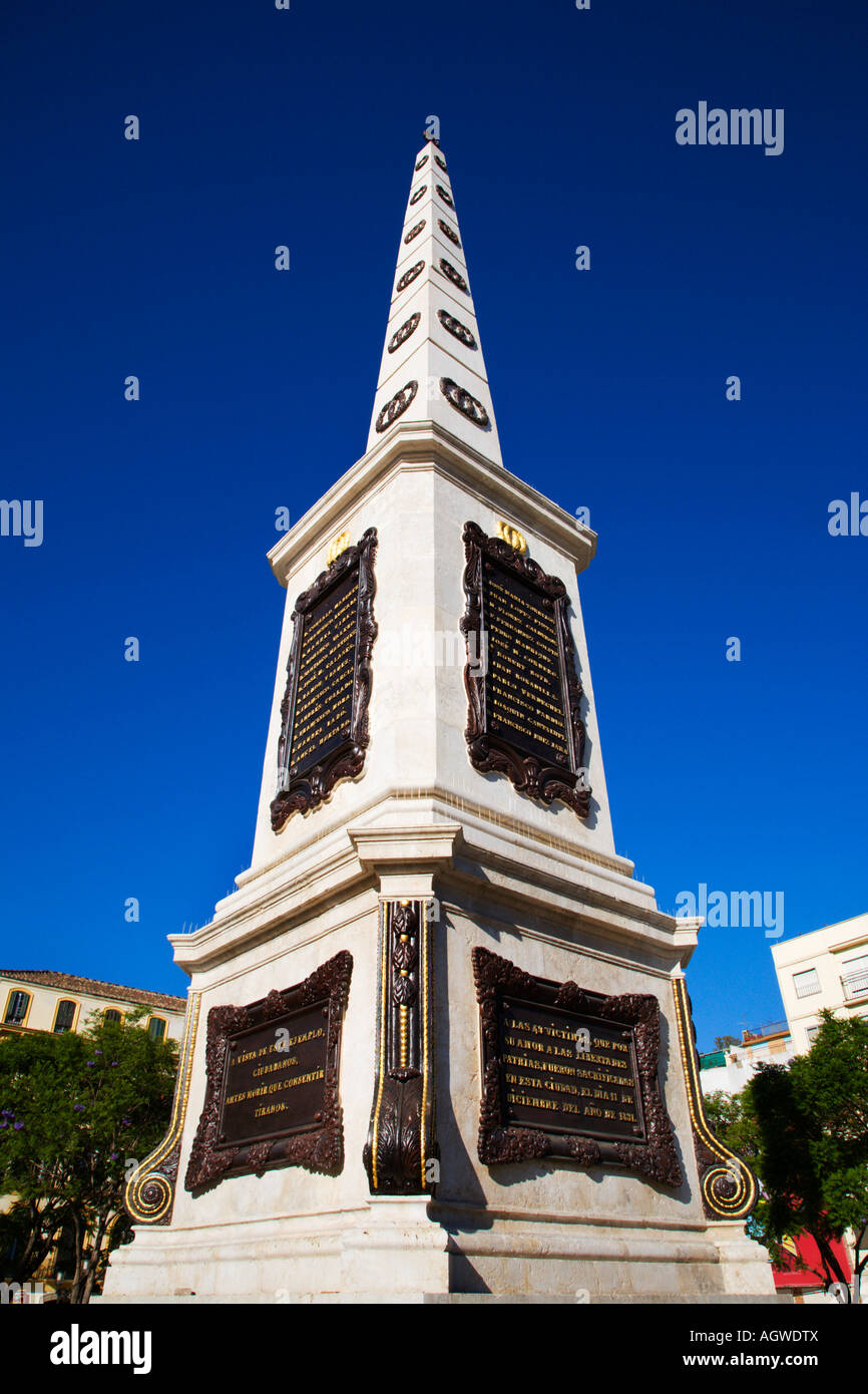 Monumento a Torrijos obelisco in Plaza de la Merced Malaga Spagna Foto Stock