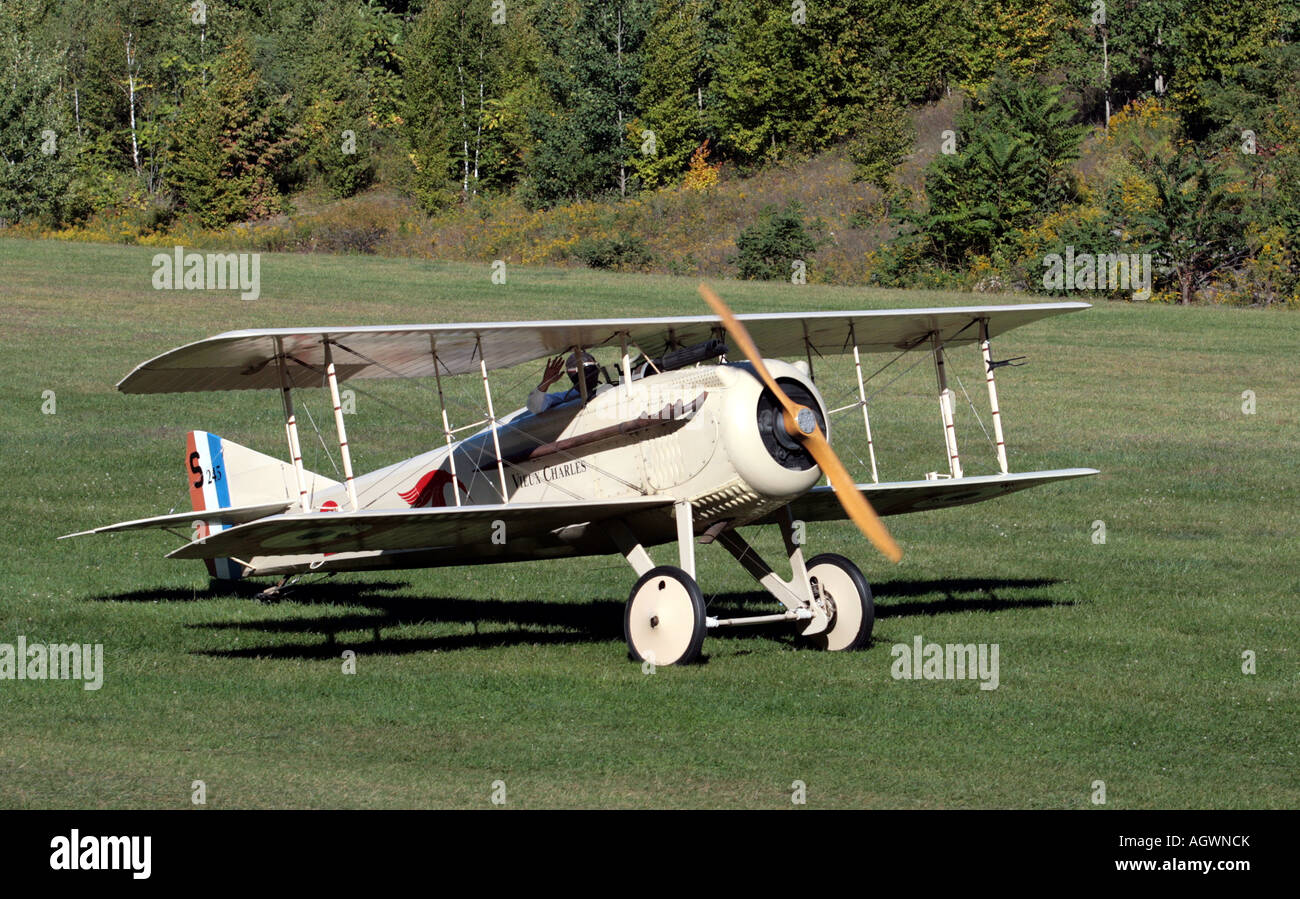 Una tassazione Spad VII - 1917 biplanari a. Foto Stock