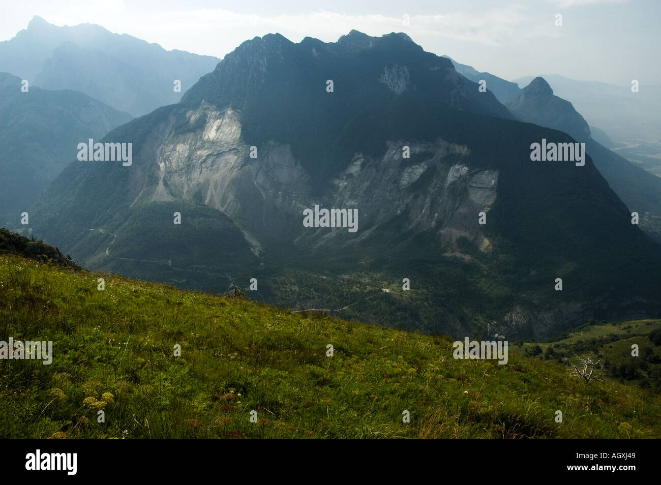 Erosione Del Suolo Del Vajont Da Libri Toc Di Montagna