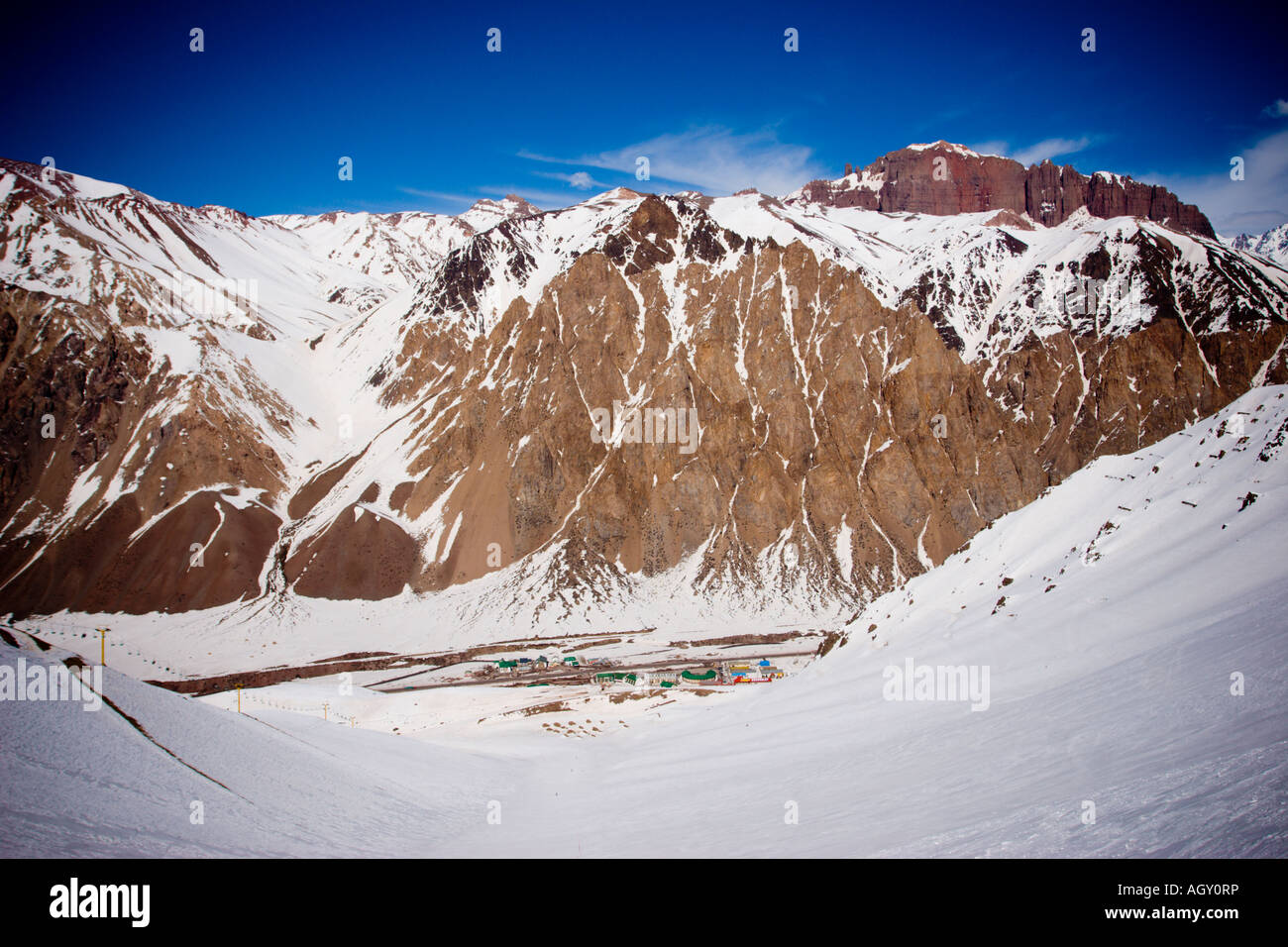 Vista di Penitentes Ski Resort da un corso di sci Foto Stock