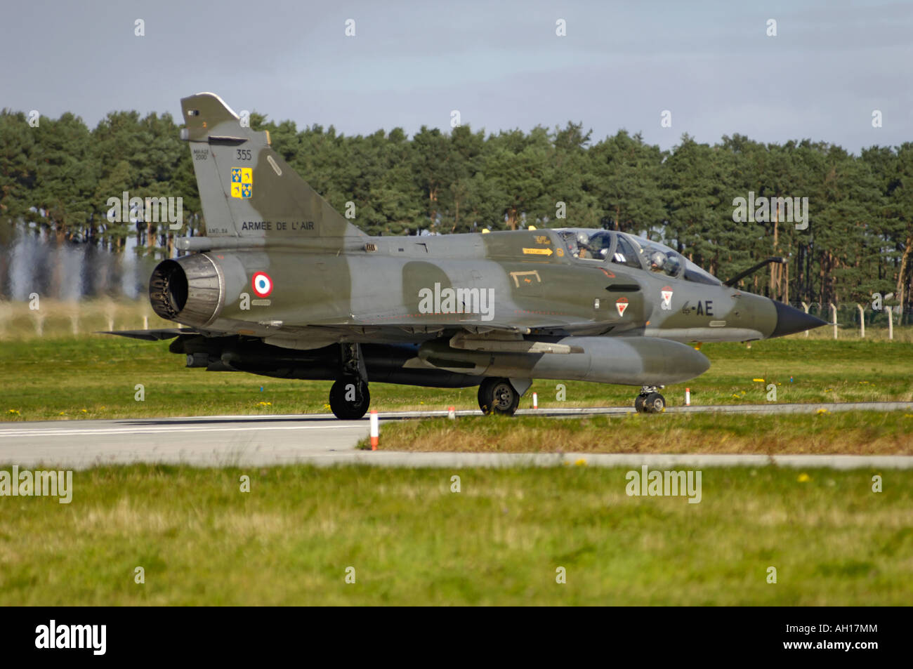 Dassault Mirage 2000N francese Marina Marina due Seat Trainer variante superiorità aerea attacco jet da combattimento Foto Stock
