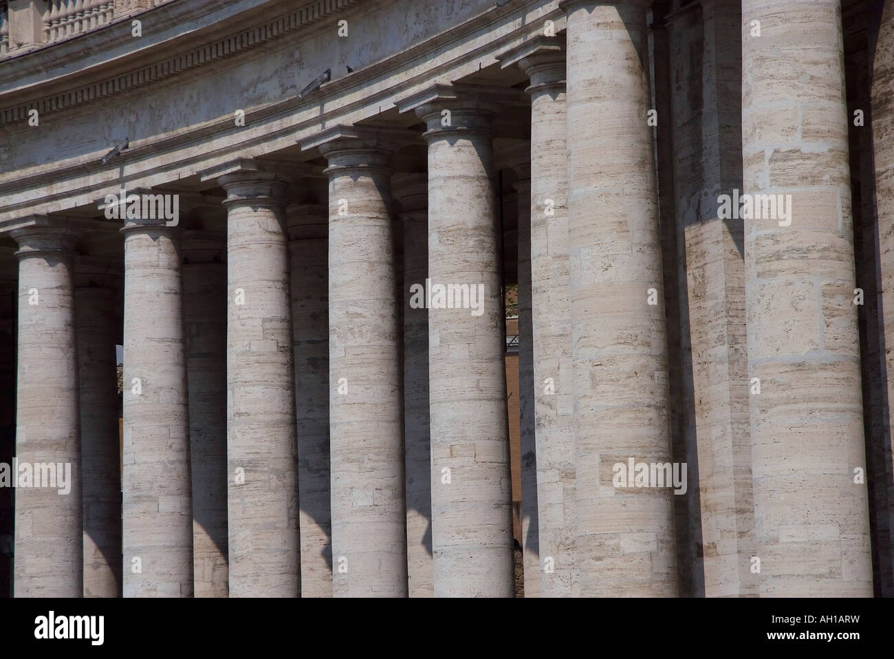 Roma Basilica di San Pietro le colonne Foto Stock
