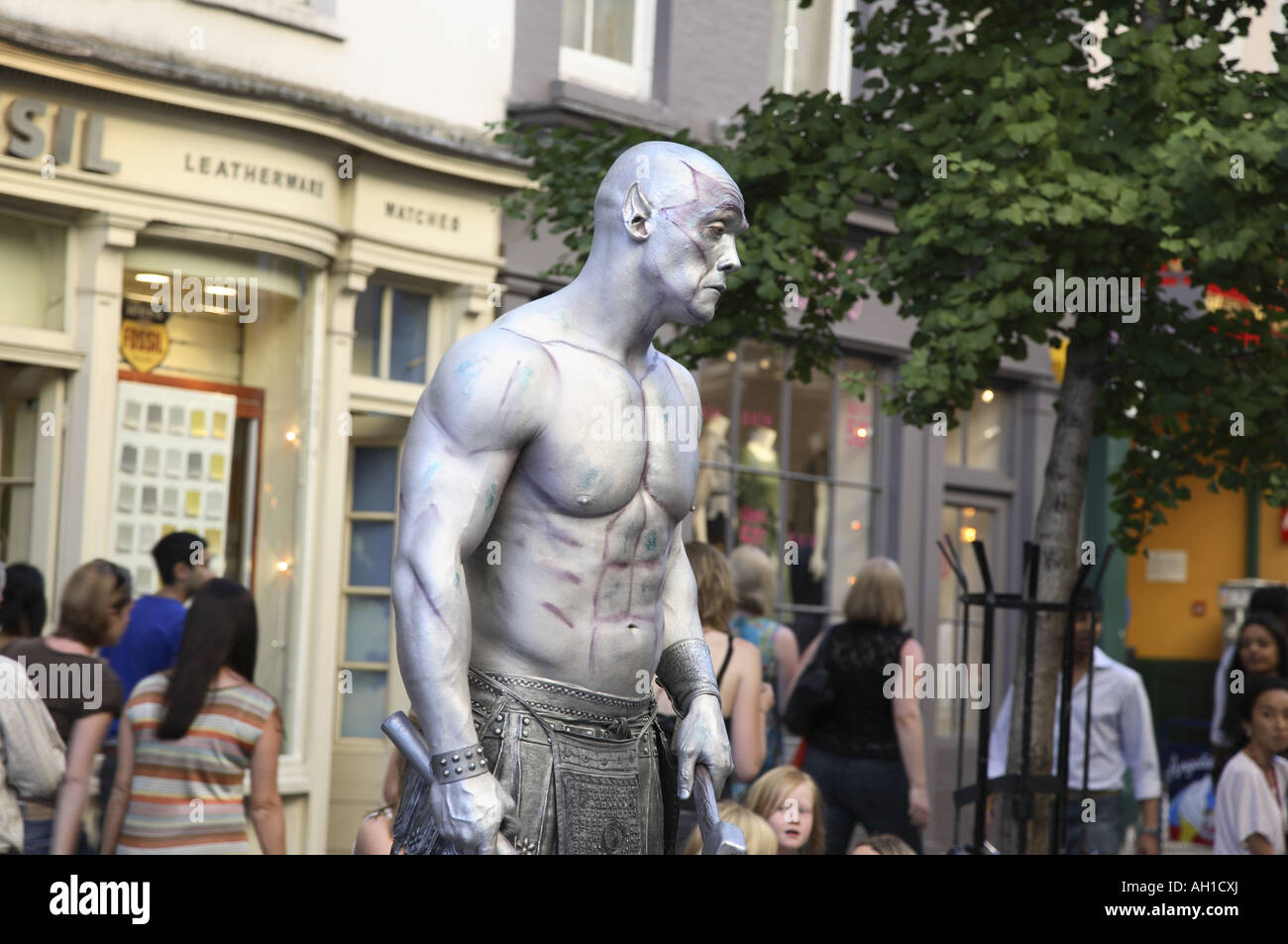 Spettacoli di strada a Covent Garden di Londra, Inghilterra, Regno Unito Foto Stock