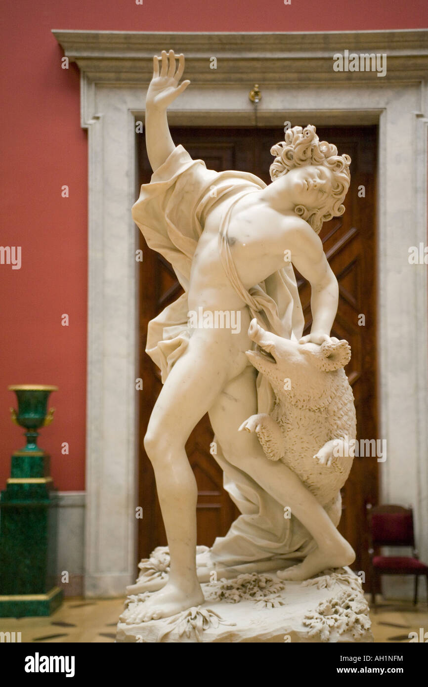Russia San Pietroburgo Winter Palace hermitage la Morte di Adone statua Foto Stock