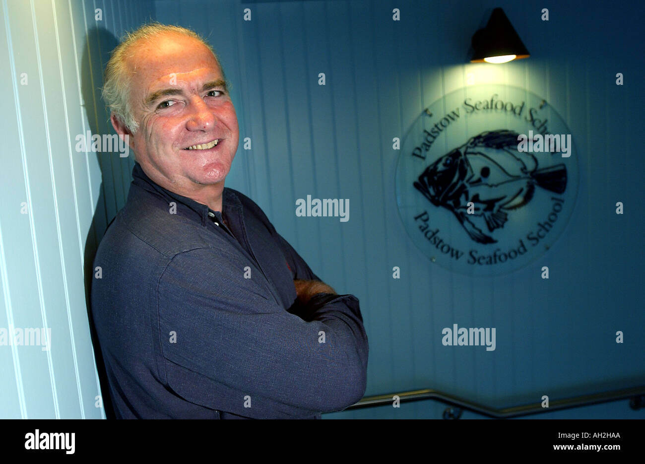 Rick Stein, Celebrity Chef, a Padstow Scuola di pesce Foto Stock