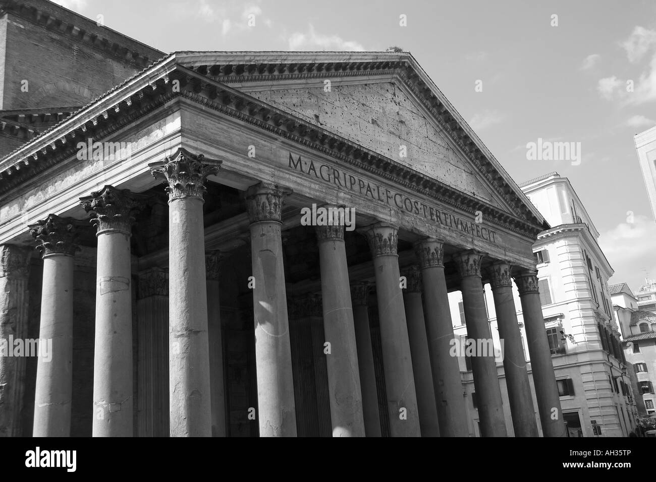 Roma Italia il famoso Pantheon il tempio di tutti gli dei Foto Stock