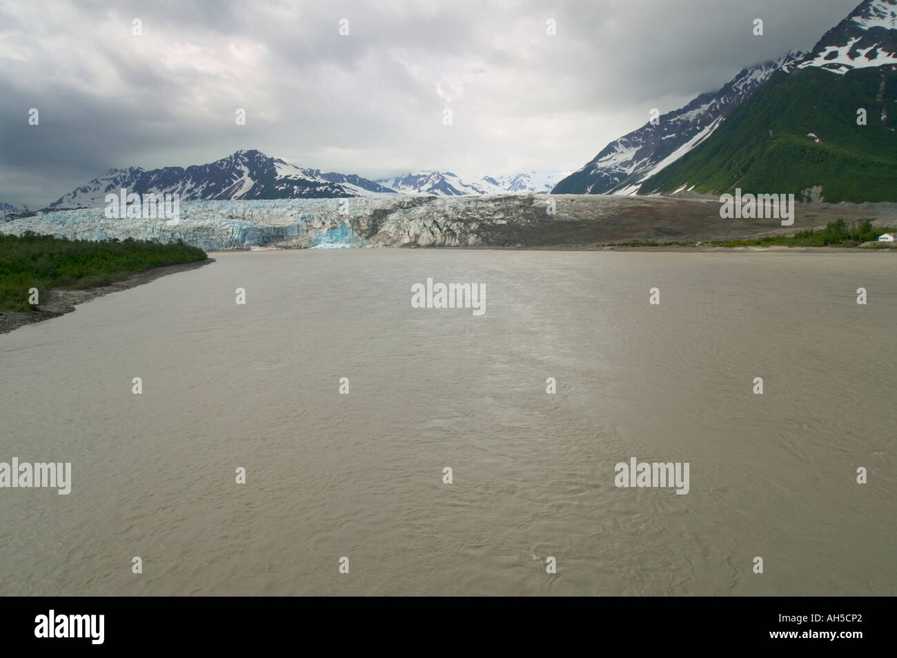 Childs Glacier visto da milioni di dollari di ponte in prossimità di Cordova Prince William Sound Alaska USA Foto Stock