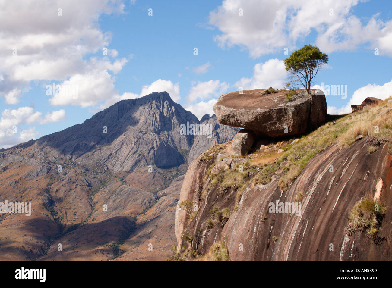 Paesaggio in Tsaranoro vallata nei pressi di Andringitra Parco nazionale del Madagascar Foto Stock