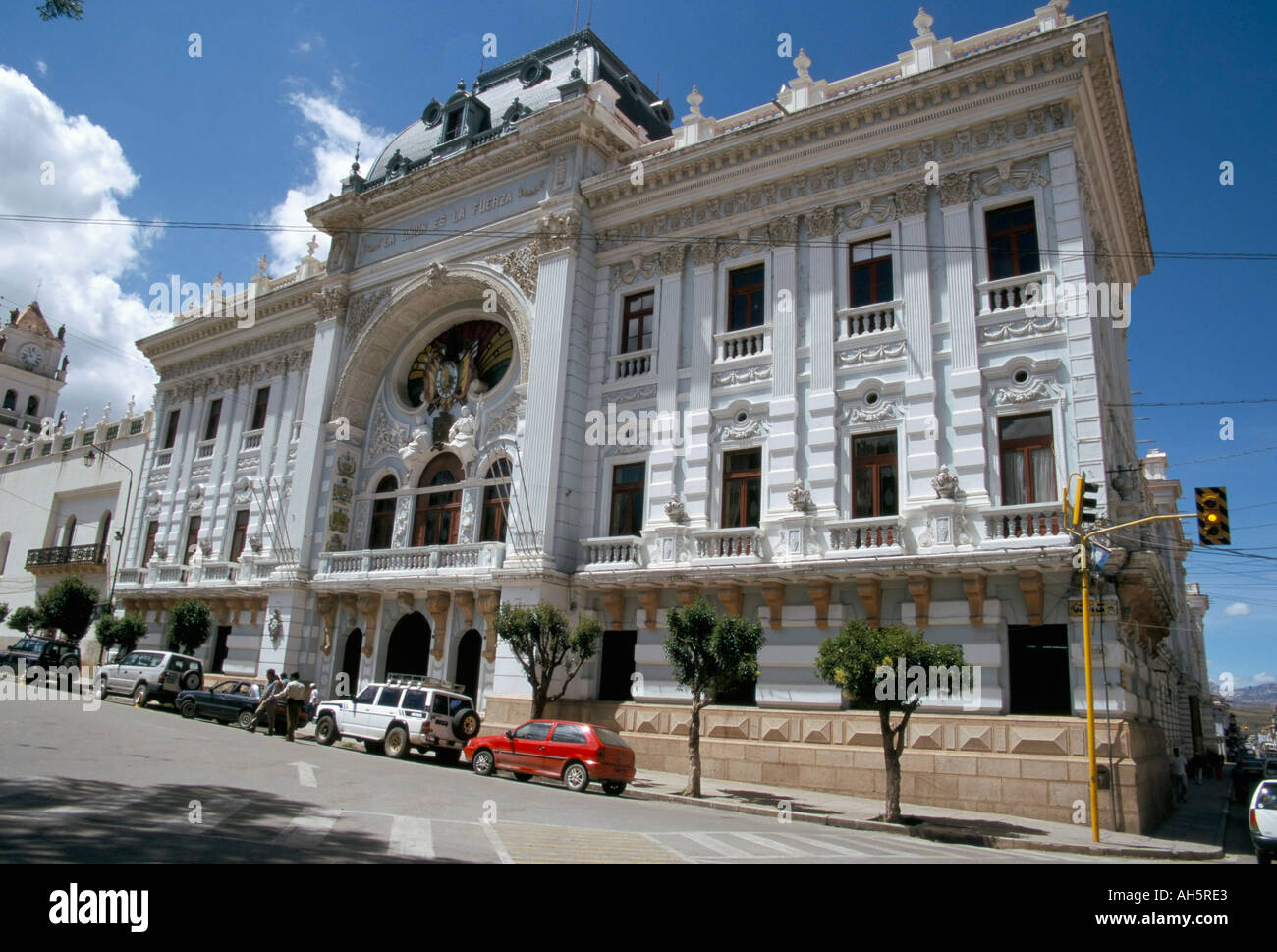 Edificio coloniale 25 Plaza de Mayo Sucre Bolivia America del Sud Foto Stock