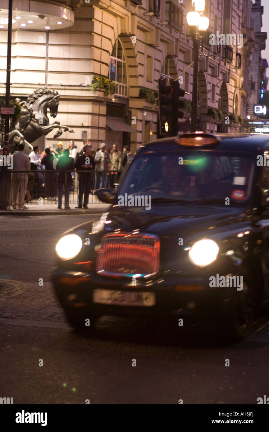 Taxi a Londra Foto Stock