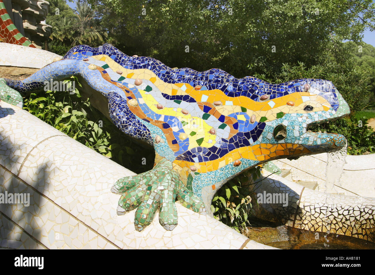 Barcellona Spagna Parc Guell di Antoni Gaudi lizard figura Foto Stock