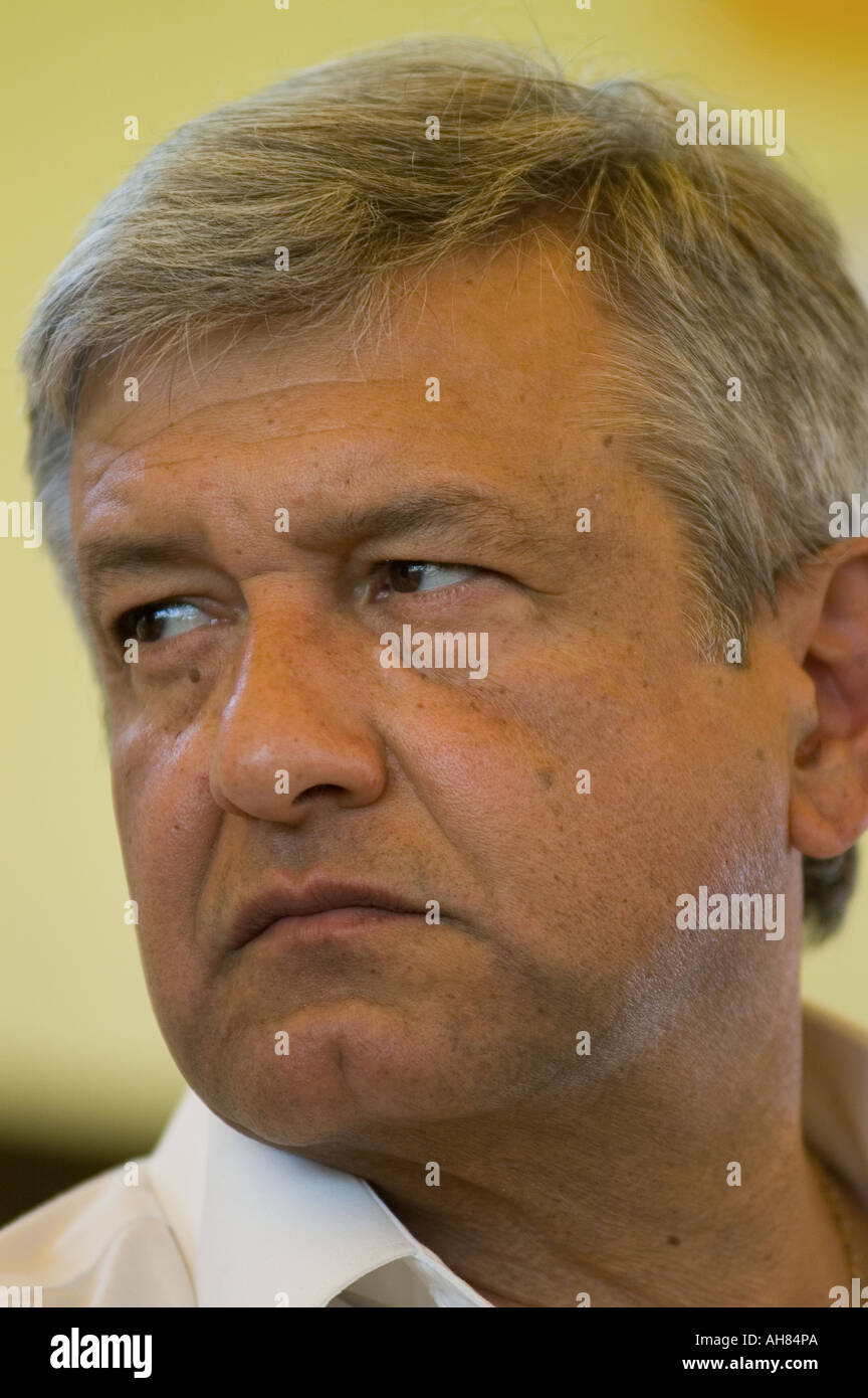 Andrés Manuel Lopez Obrador candidato presidenziale del PRD Partito della Rivoluzione Democratica Foto Stock