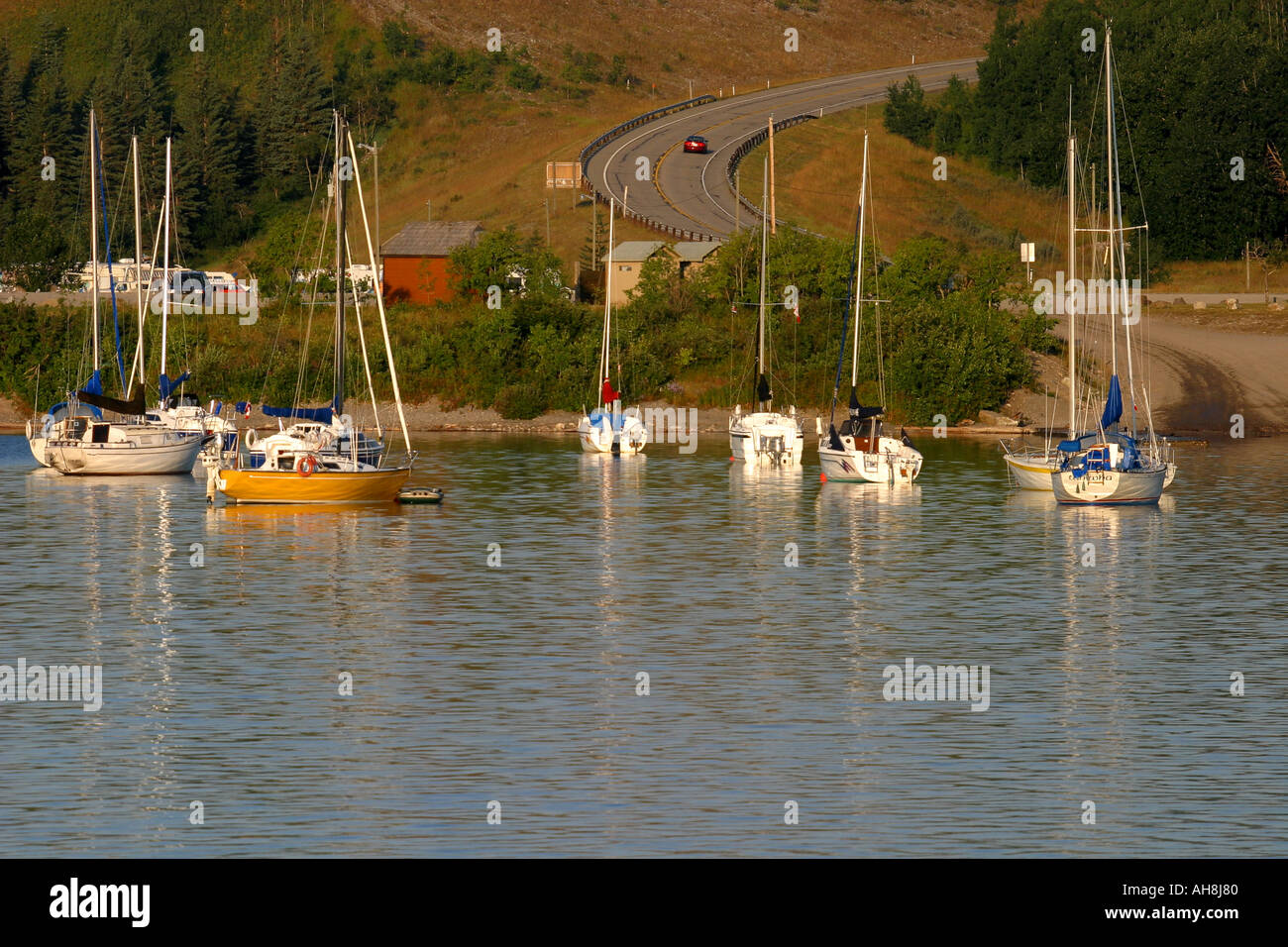 Barche a vela a Marina Foto Stock