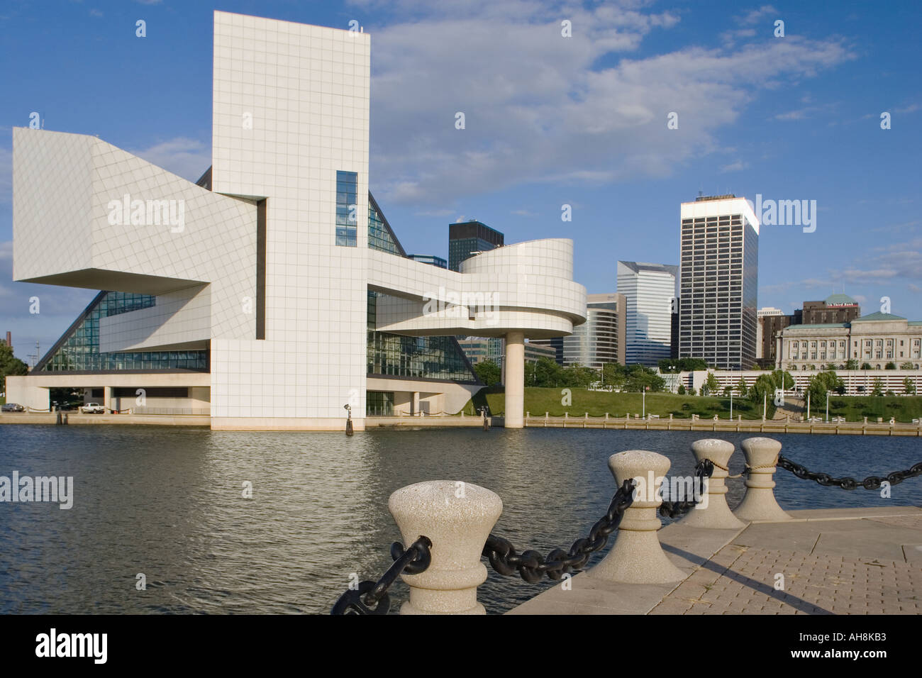 Rock n Roll Hall of Fame e la skyline di Cleveland, Cleveland Ohio Foto Stock