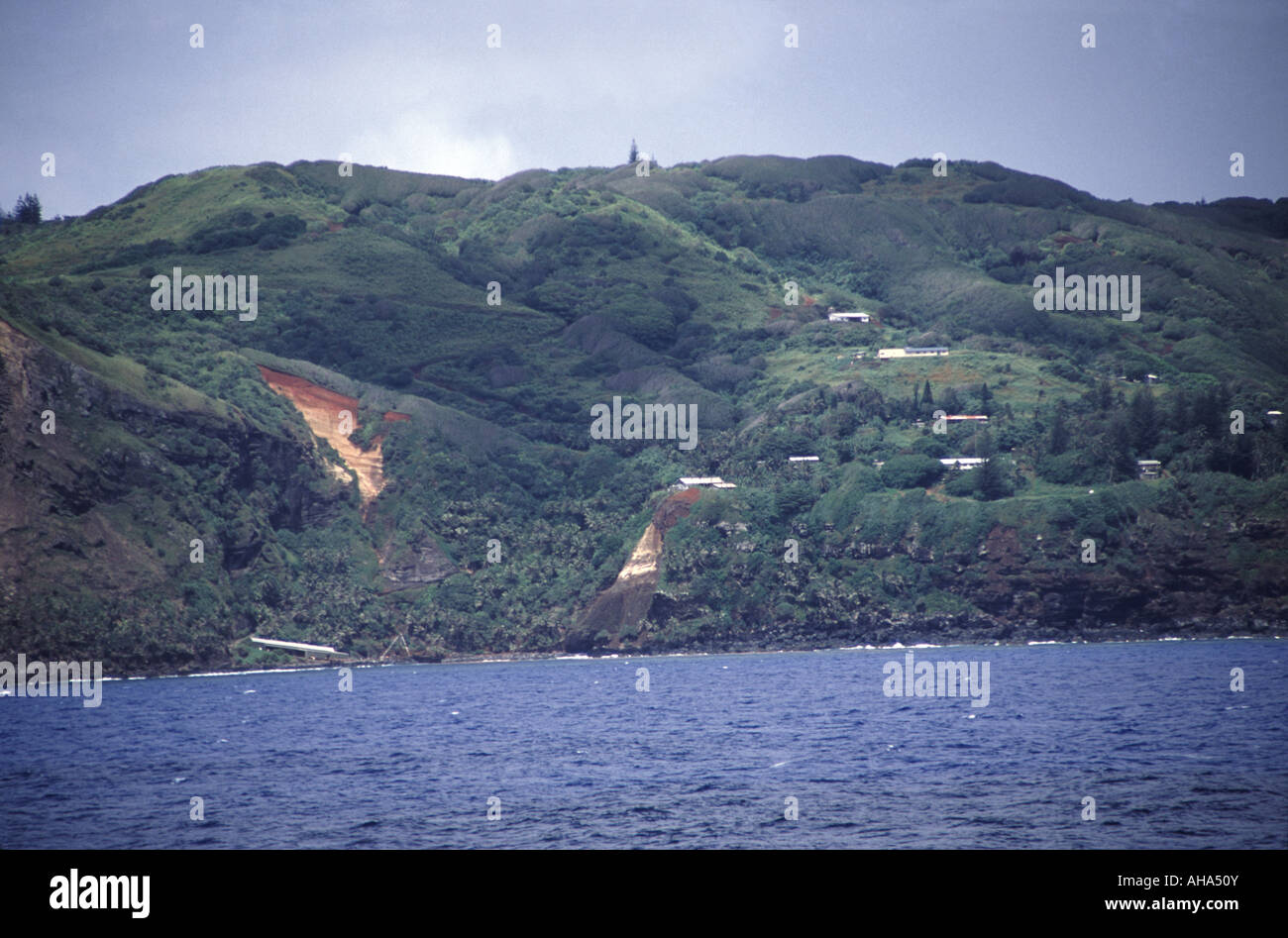 Isola Pitcairn mostra insediamento Adamstown e Bounty Bay del Sud Pacifico del territorio del Regno Unito Foto Stock