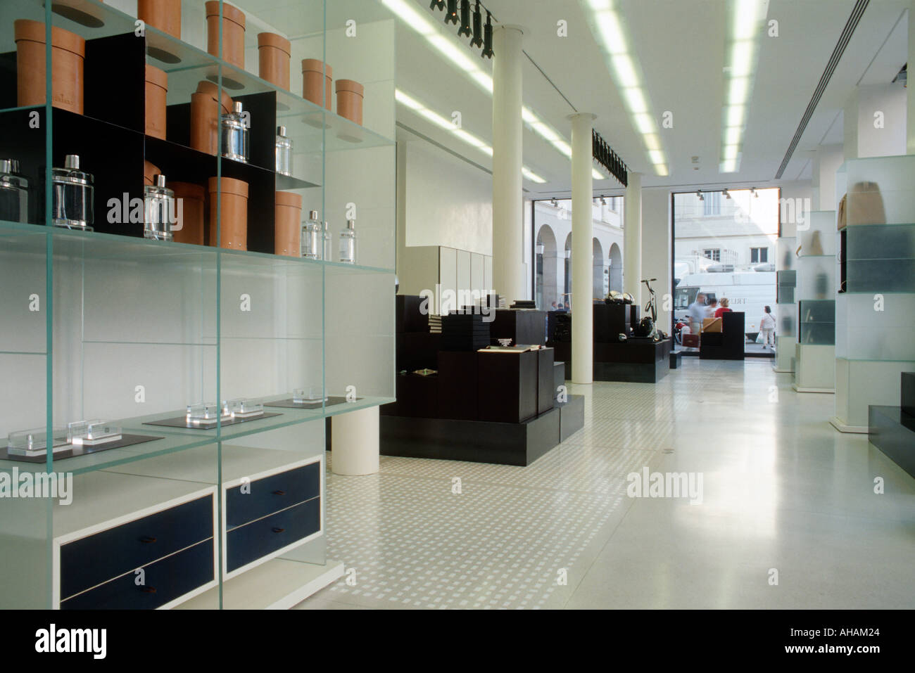 Milano Italia Trussardi negozio di lusso store Foto Stock