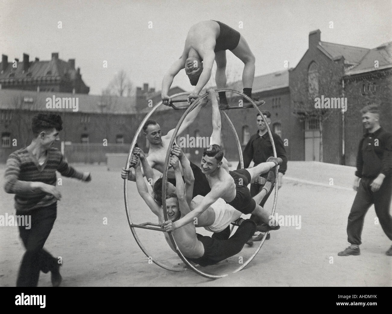 Sport, educazione fisica, ginnastica artistica, ginnastica in ruota, Germania, 1930s, 20s, 20th secolo, , Foto Stock