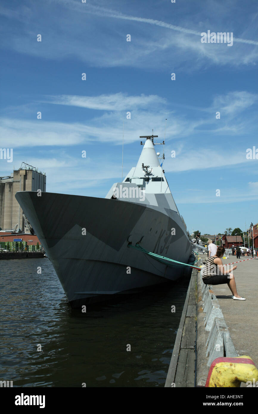 Una classe di Visby stealth Corvette. Questo è K34 Nyköping. Nel porto della città di Nyköping Svezia. Foto Stock