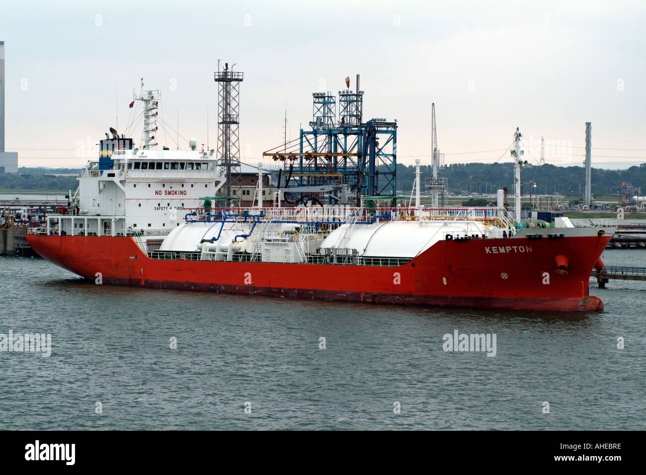 Il Kempton un bulk carrier GPL a Fawley su Southampton acqua Southern England Regno Unito Foto Stock
