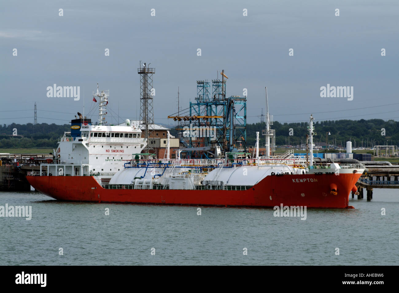 Il Kempton un bulk carrier GPL a Fawley su Southampton acqua Southern England Regno Unito Foto Stock