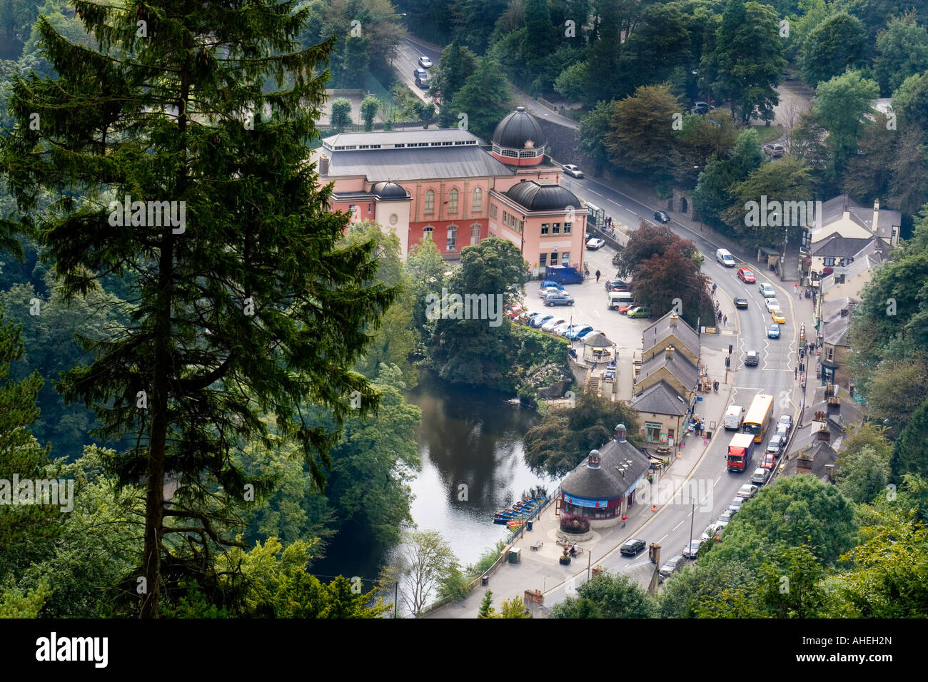 Matlock Bath visto da Heights of Abraham, Derbyshire Inghilterra Regno Unito Foto Stock