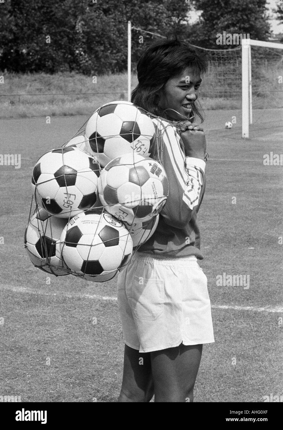 Calcio, Bundesliga, Fortuna Duesseldorf, presentazione della squadra per la nuova stagione 1975/1976, premere il tasto di ripresa fotografica, ritratto di Johannes Lalopua Foto Stock