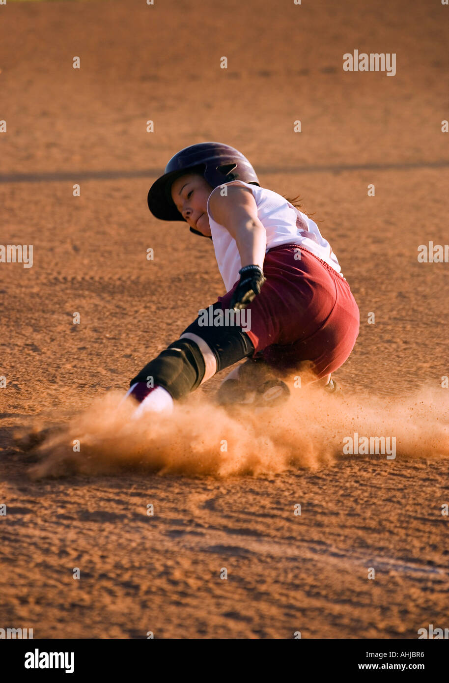 Scorrimento giocatore di baseball Foto Stock