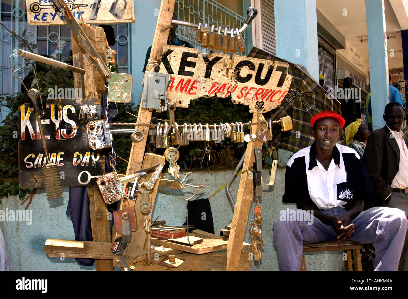 Africa Kenya Tanzania chiave di frontiera maker bit di taglio Foto Stock