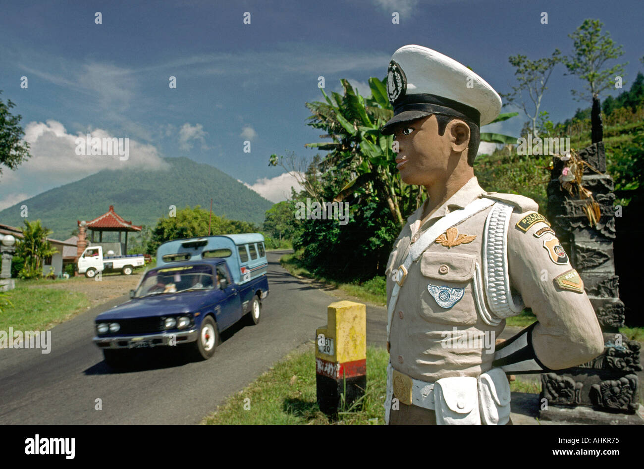 Indonesia Bali Bedugul artificiale poliziotto del traffico Foto Stock