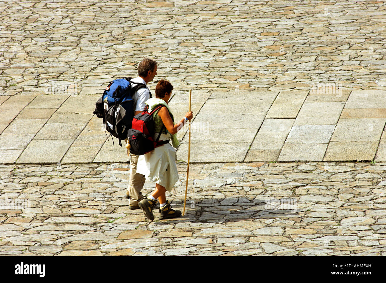 Pellegrino a piedi backpacker Santiago de Compostela Galizia Spagna Foto Stock