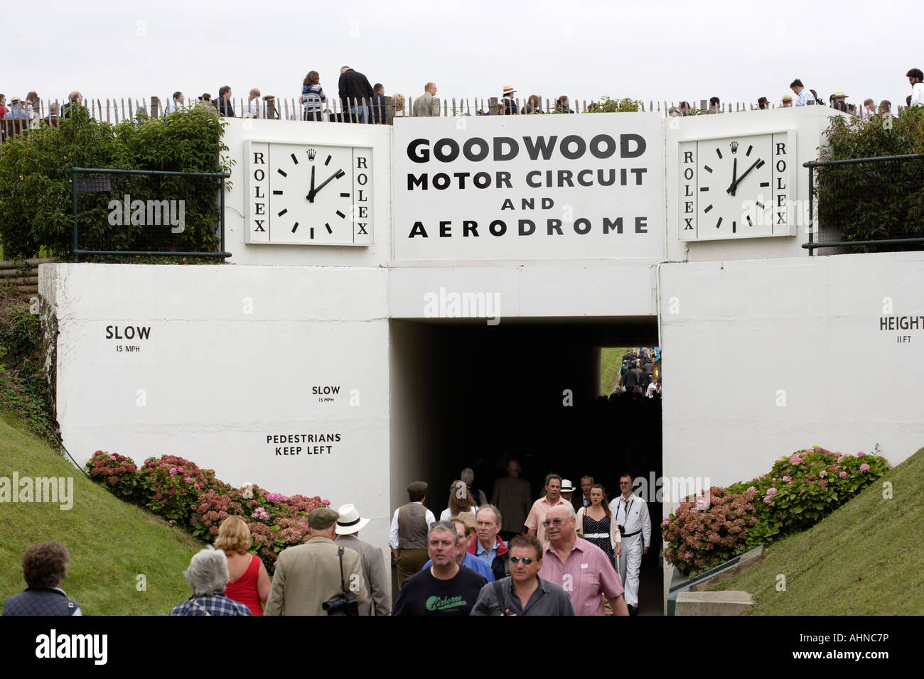 Goodwood circuito motorino di aerodromo e Chichester England Regno Unito Foto Stock