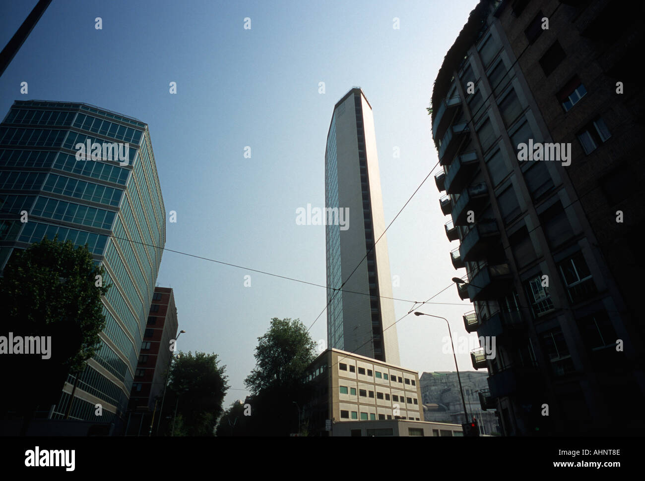 Milano Italia la torre di Pirelli Foto Stock