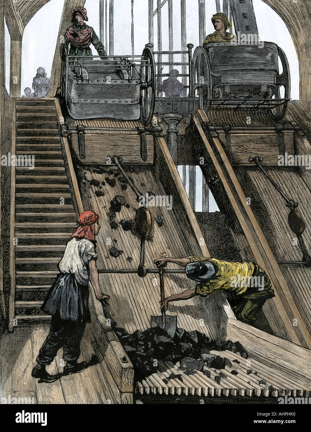 Le donne lo screening del carbone proveniente da una miniera in Inghilterra 1800s. Colorate a mano la xilografia Foto Stock