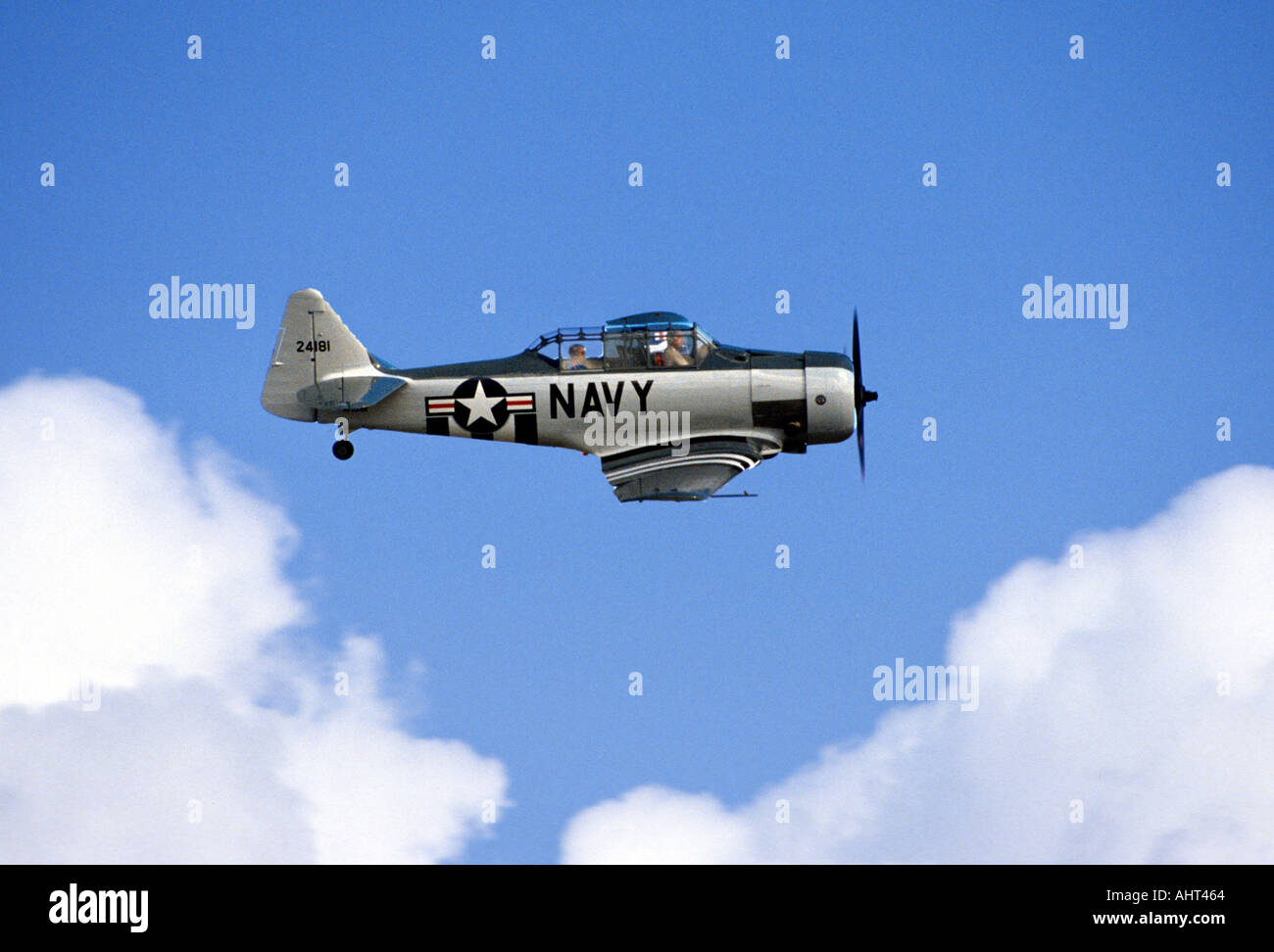 Classic WW II T-28 piano trainer sul display al classico spettacolo aereo di Orlando in Florida Foto Stock