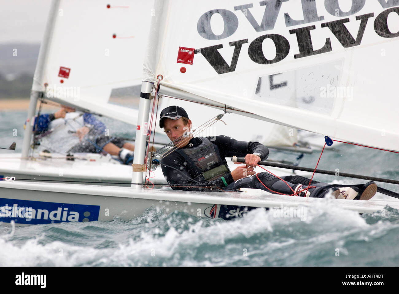 Paul Goodison racing un Laser dinghy a vela per oro regata, Weymouth Regno Unito Foto Stock