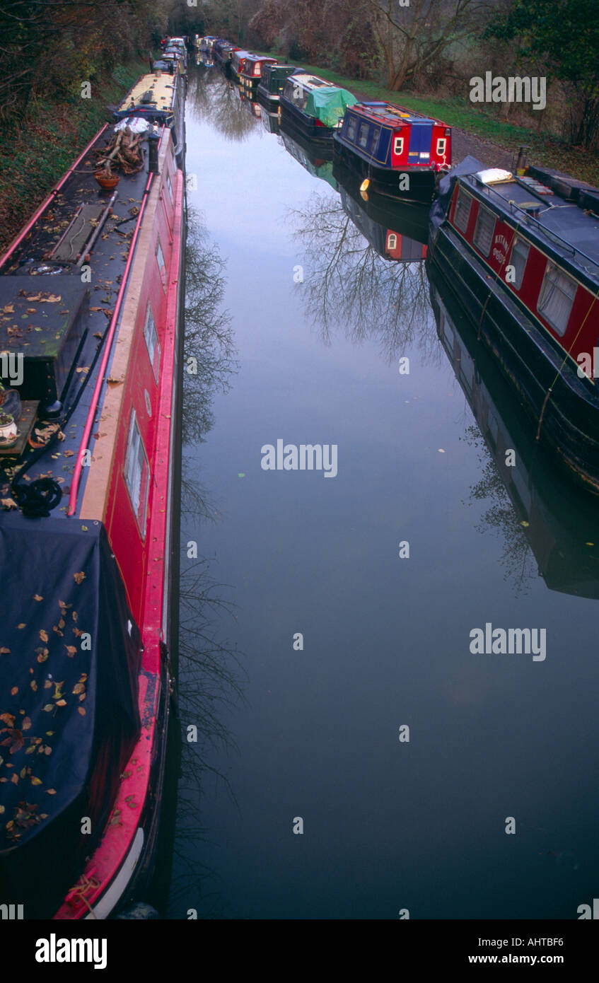 Imbarcazioni strette Somerset Coal canal Limpley Stoke Near Bath Inghilterra Foto Stock