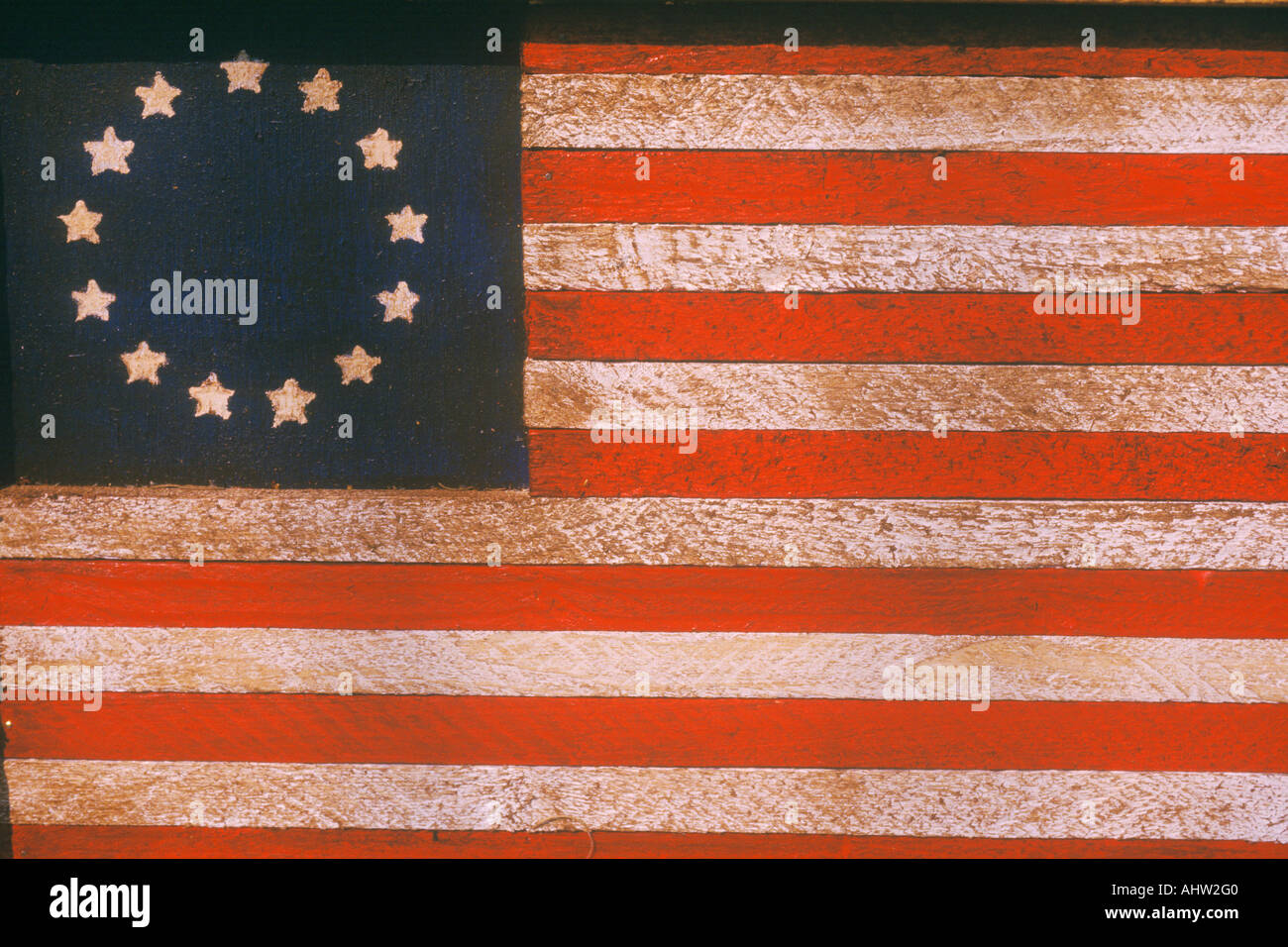 Bandiera americana con tredici stelle dipinto su legno negli Stati Uniti Foto Stock