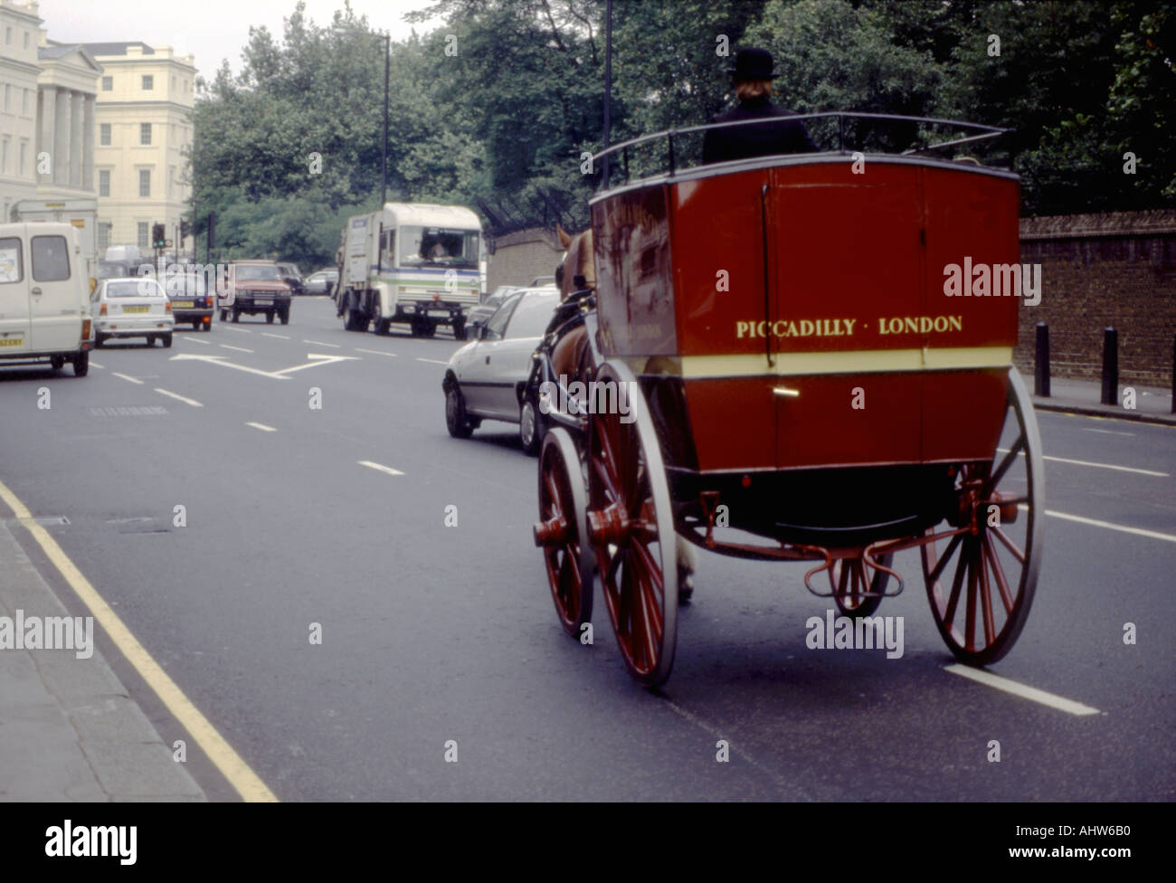 Carro trainato da cavalli a Londra Foto Stock