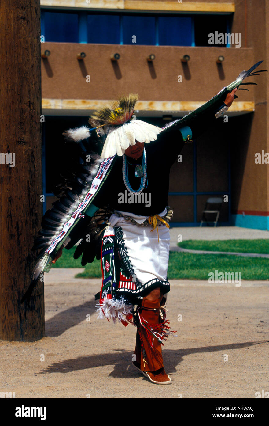 Native American Eagle ballerino, Native American Eagle, ballerino di danza di Eagle, Indian Pueblo Cultural Center di Albuquerque, Nuovo Messico Foto Stock