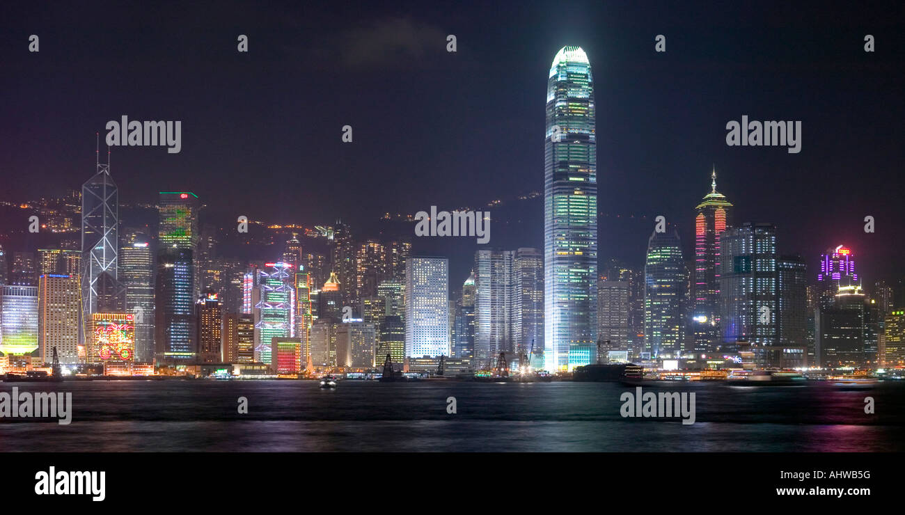 Vista panoramica di Hong Kong di notte,Cina. Foto Stock