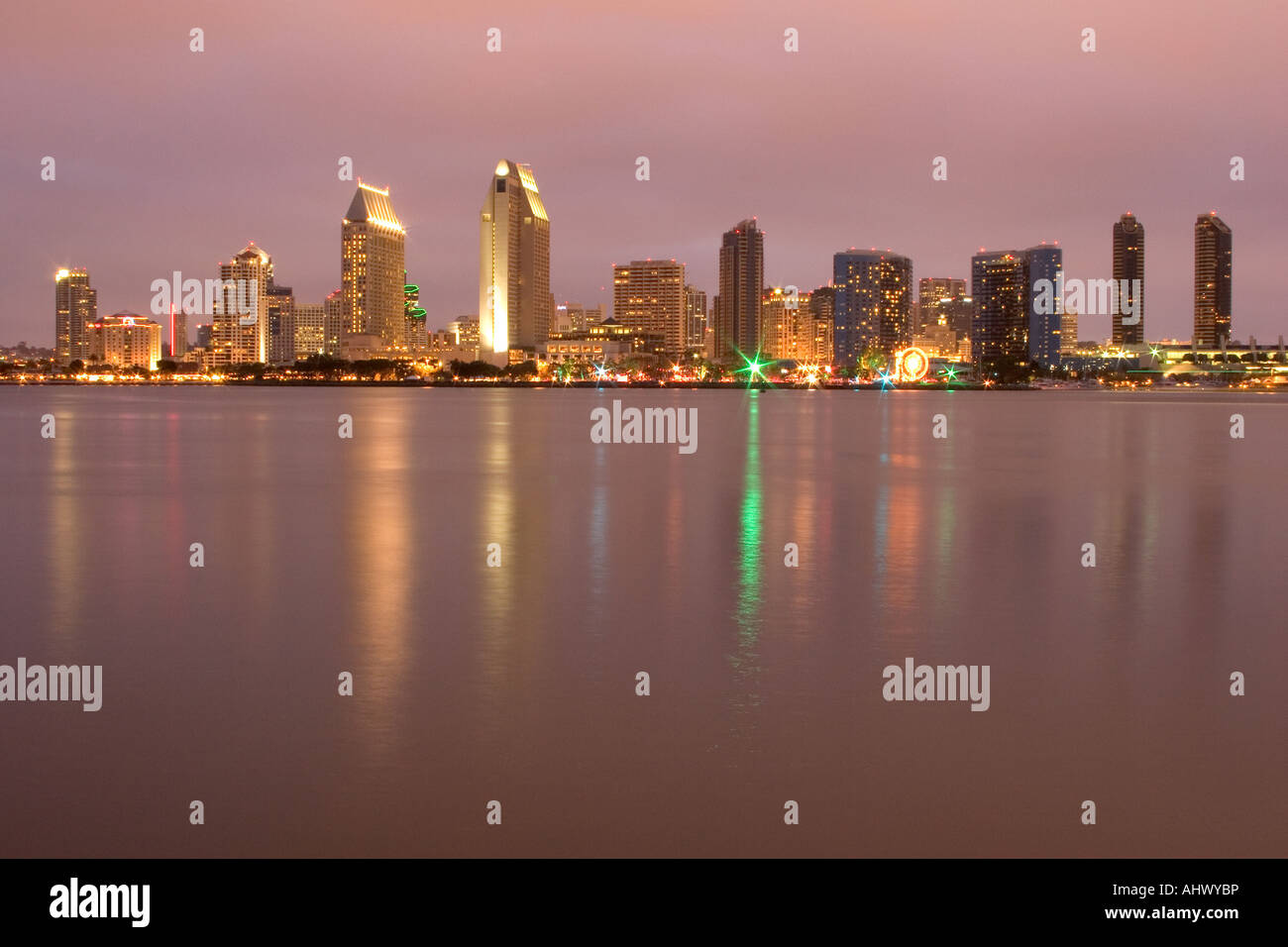 Sera riflessioni di Coronado Bay in San Diego Foto Stock