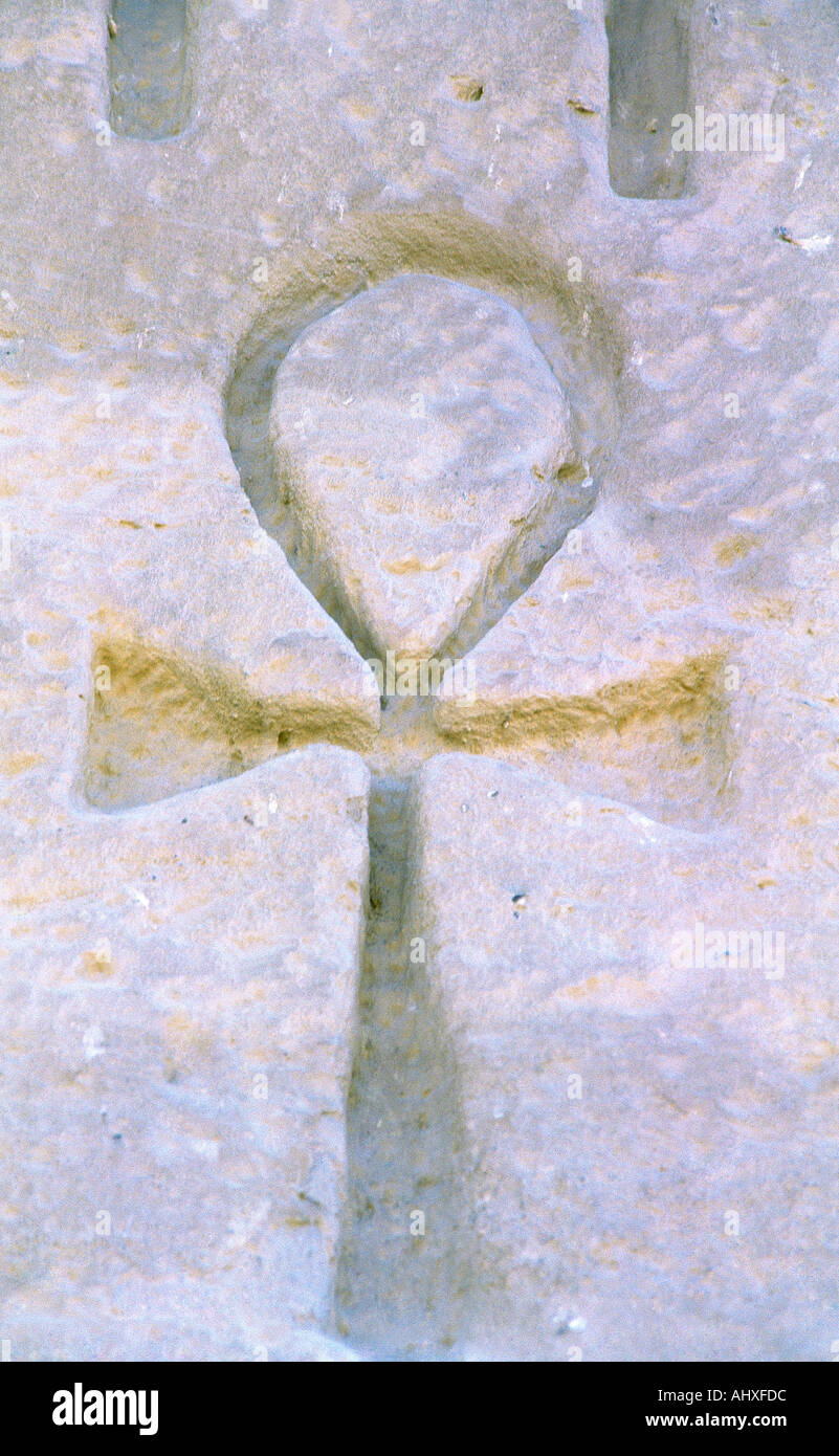 Emblema della vita antica religione egiziana Egitto Nefertari Tempio Ankh abu simbel Foto Stock