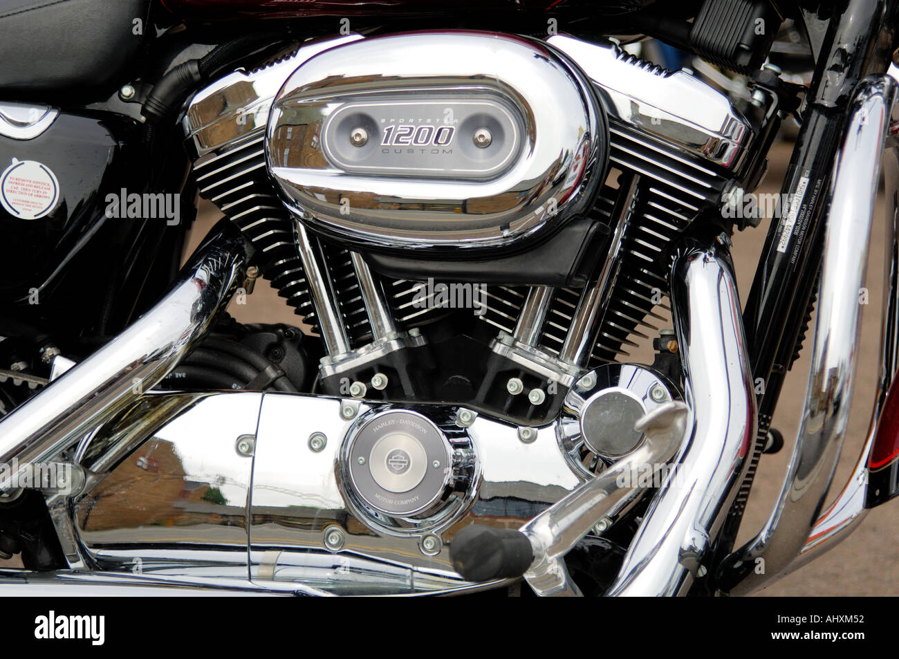 Chiudere fino a V twin motore di una Harley Davidson Sportster 1200 moto personalizzate Foto Stock