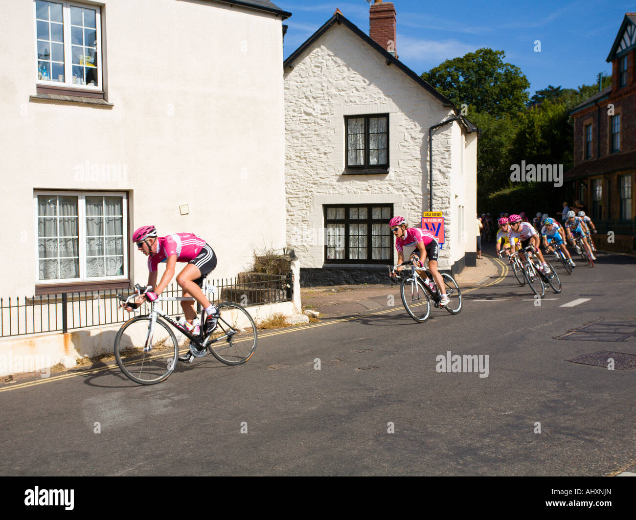 Tour della Gran Bretagna cycle race passando attraverso Porlock Somerset REGNO UNITO 11 Settembre 2007 Foto Stock