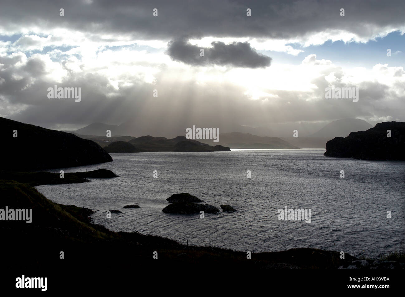 Scozia LOCH INCHARD DA KINLOCHBERVIE NORTHWEST HIGHLANDS Foto Stock